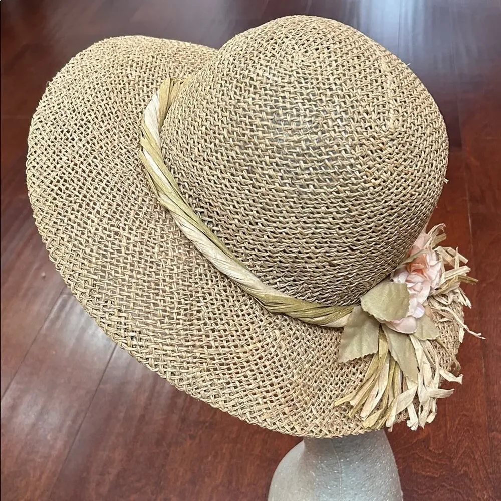 Vintage Cottagecore Straw Hat with Floral Detail - Picture 5 of 16